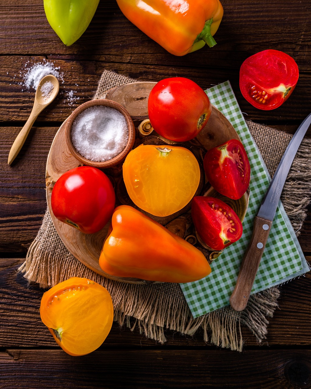 vegetables, tomatoes, tomato, harvest, summer, red, food, country house, greens, vegetable garden, vegetarianism, plant, fruit, blank, orange tomatoes, nature, ripe tomatoes, pepper